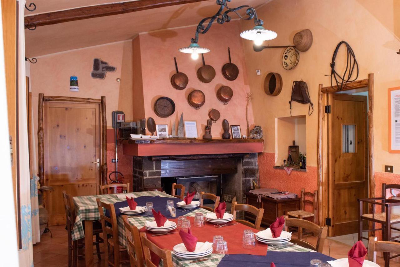 Agriturismo Nuragh'Elighe Sindia Eksteriør bilde