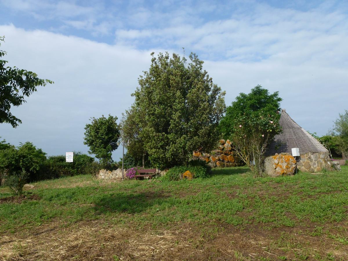 Agriturismo Nuragh'Elighe Sindia Eksteriør bilde